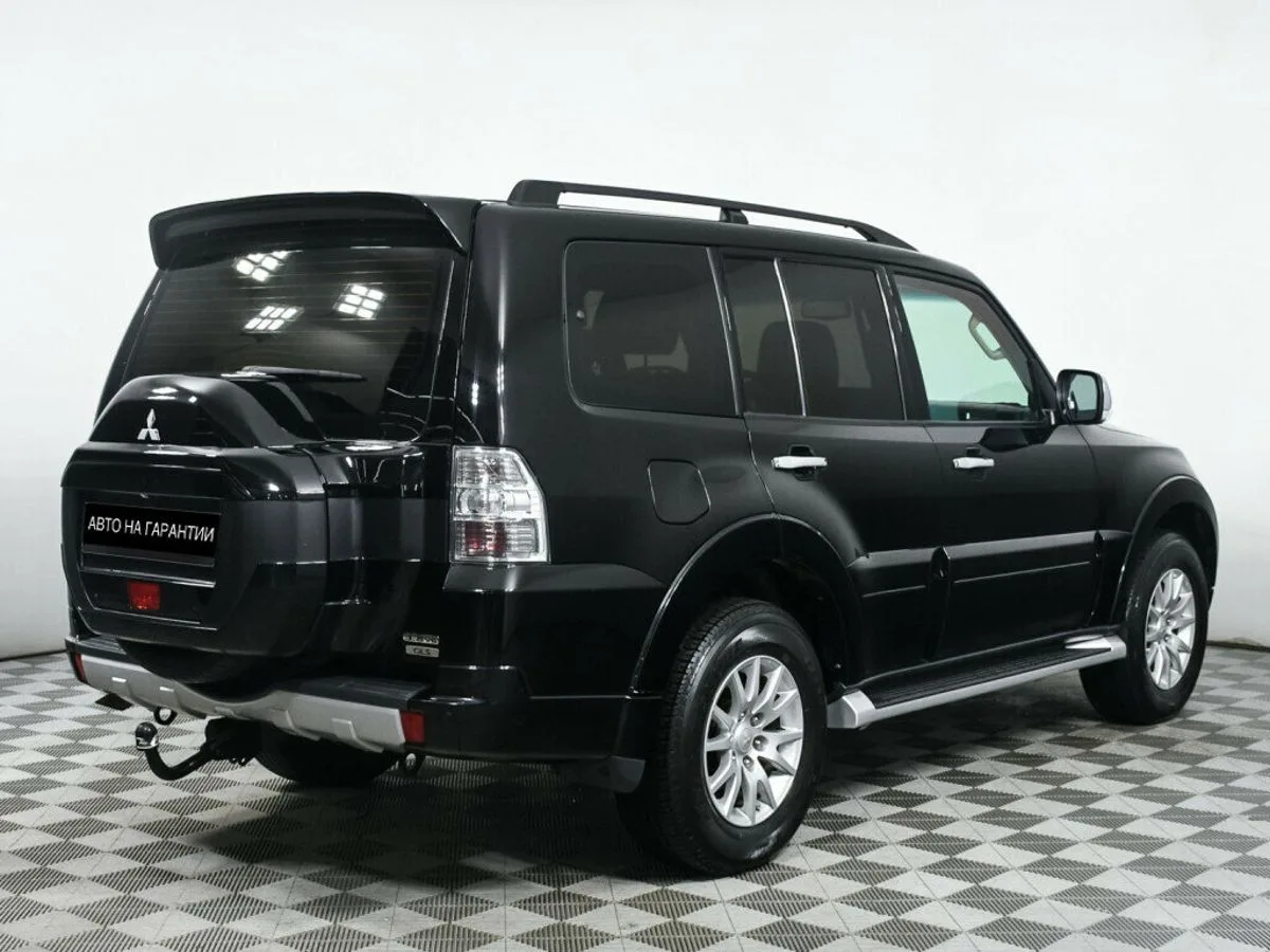 Mitsubishi Pajero IV Рестайлинг 2 · GLS — фото 3