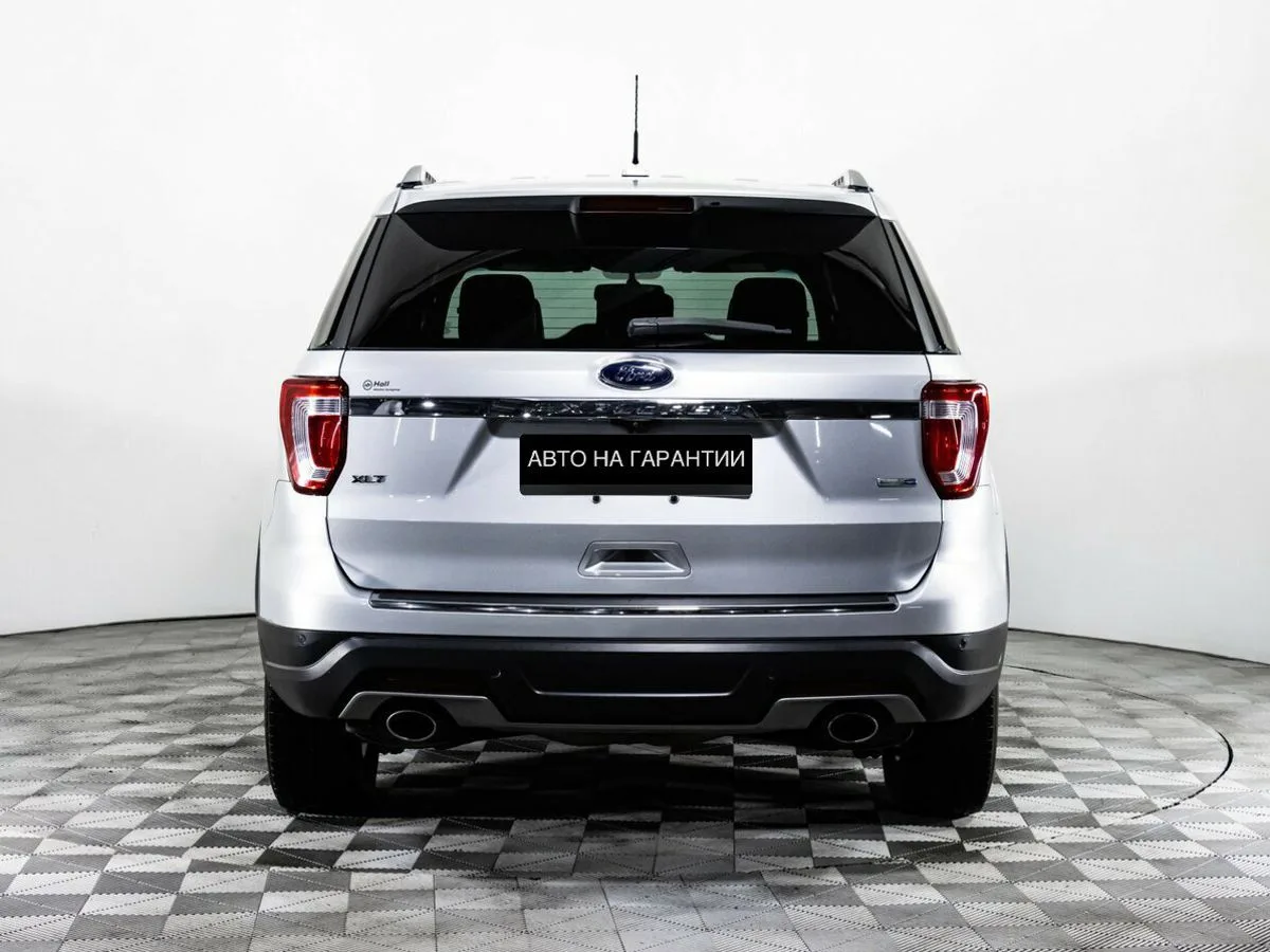 Ford Explorer V Рестайлинг 2 — фото 4