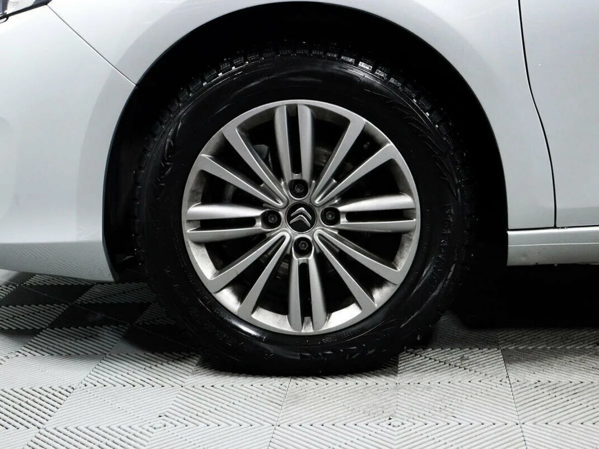 Citroen C4 II Рестайлинг · SHINE — фото 5