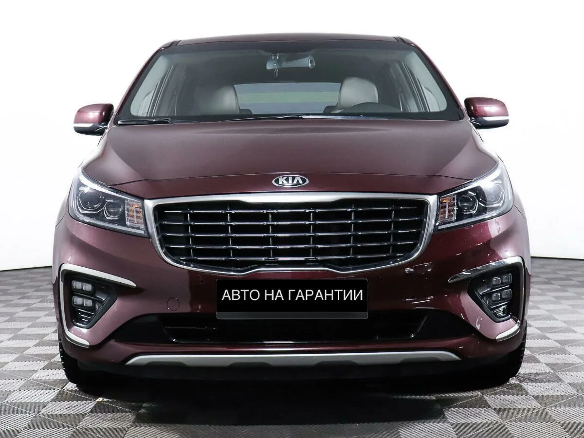 Kia Carnival III — фото 2