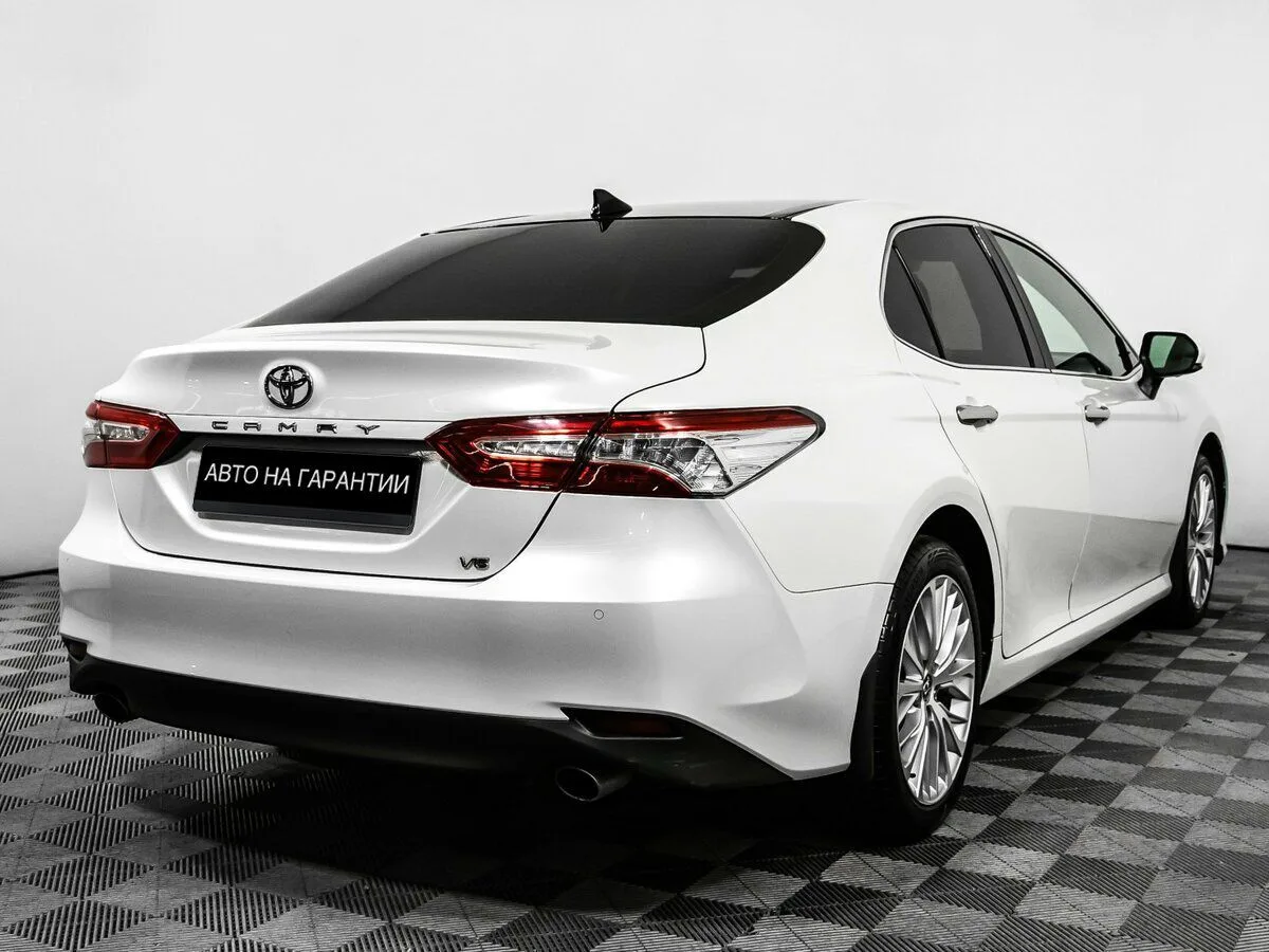 Toyota Camry VIII (XV70) · Executive Safety — фото 5