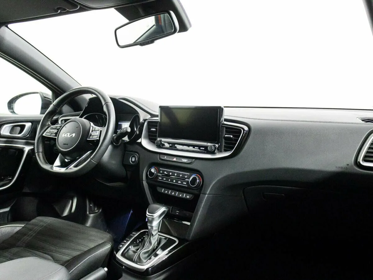 Kia Ceed III Рестайлинг · GT Line+ — фото 5