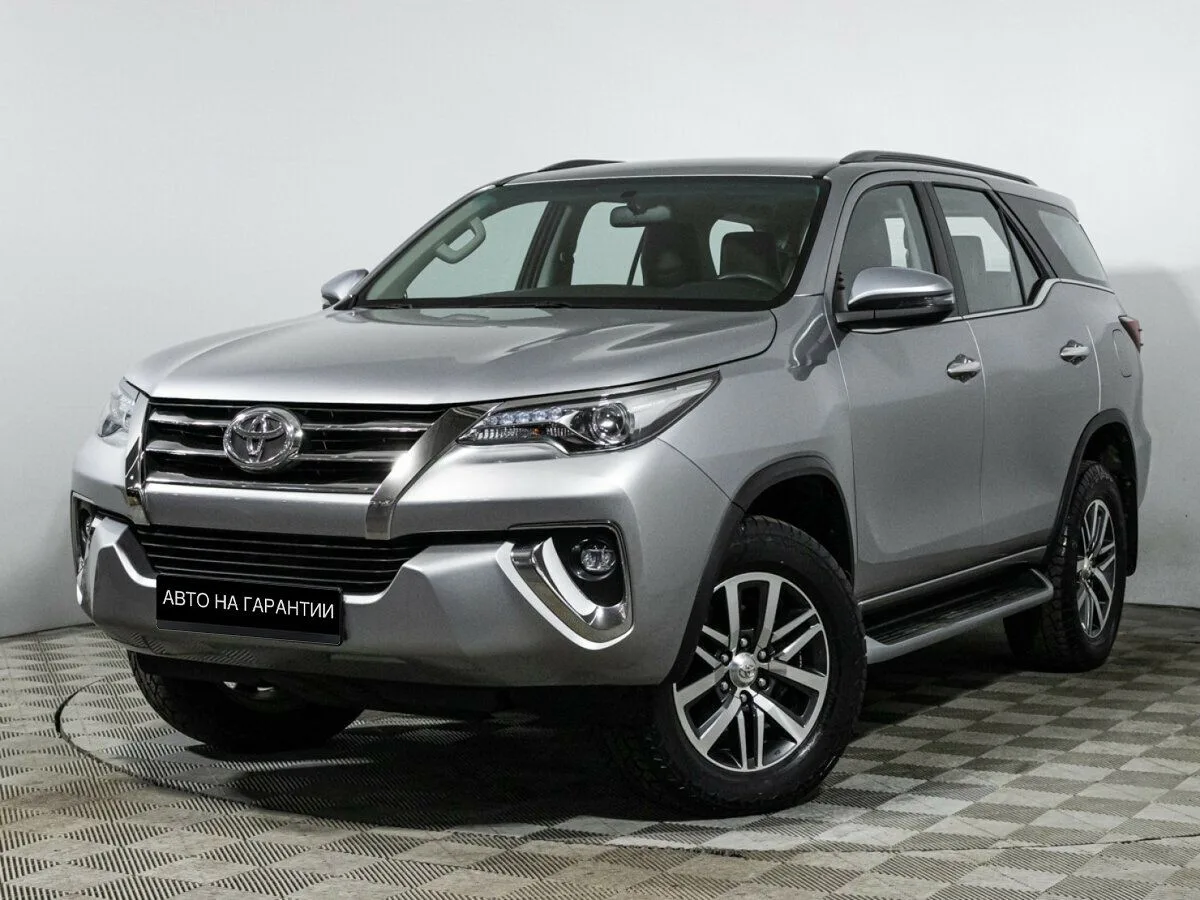 Toyota Fortuner II · Престиж