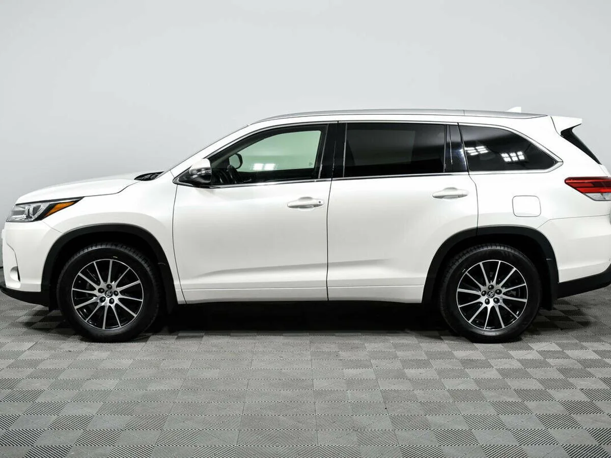 Toyota Highlander III (XU50) Рестайлинг · Элеганс — фото 3