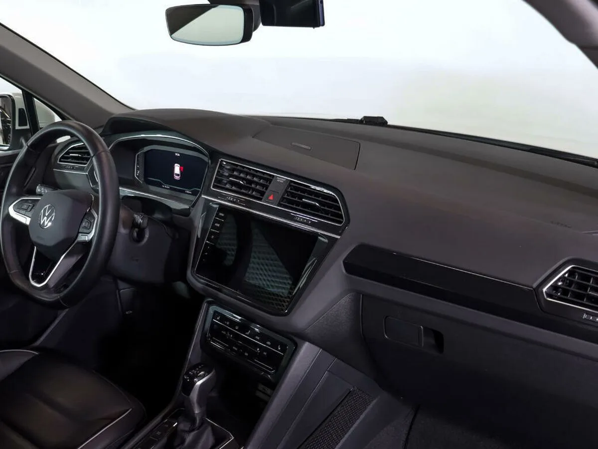 Volkswagen Tiguan II Рестайлинг · Urban Sport — фото 5