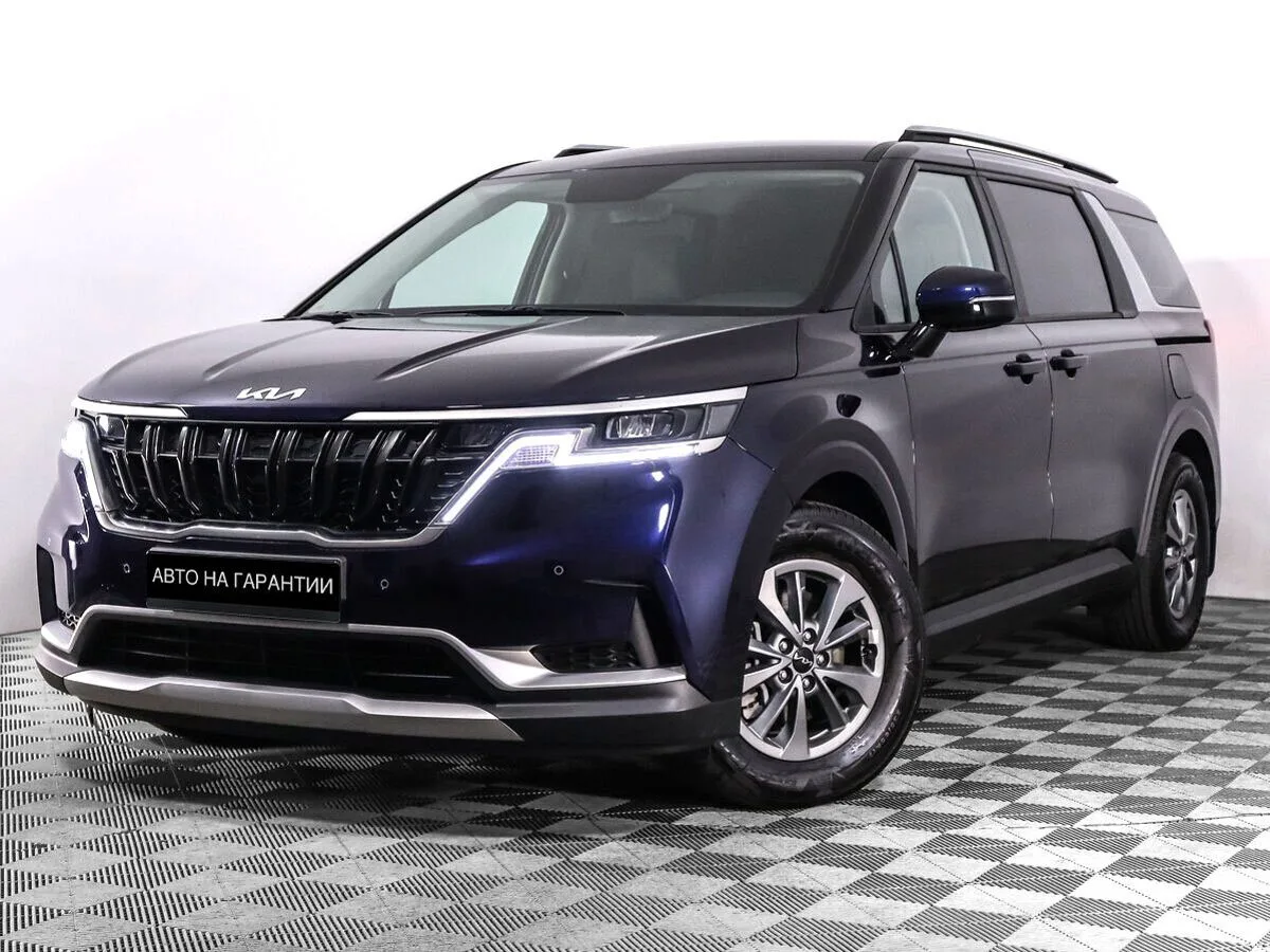 Kia Carnival IV · Luxe