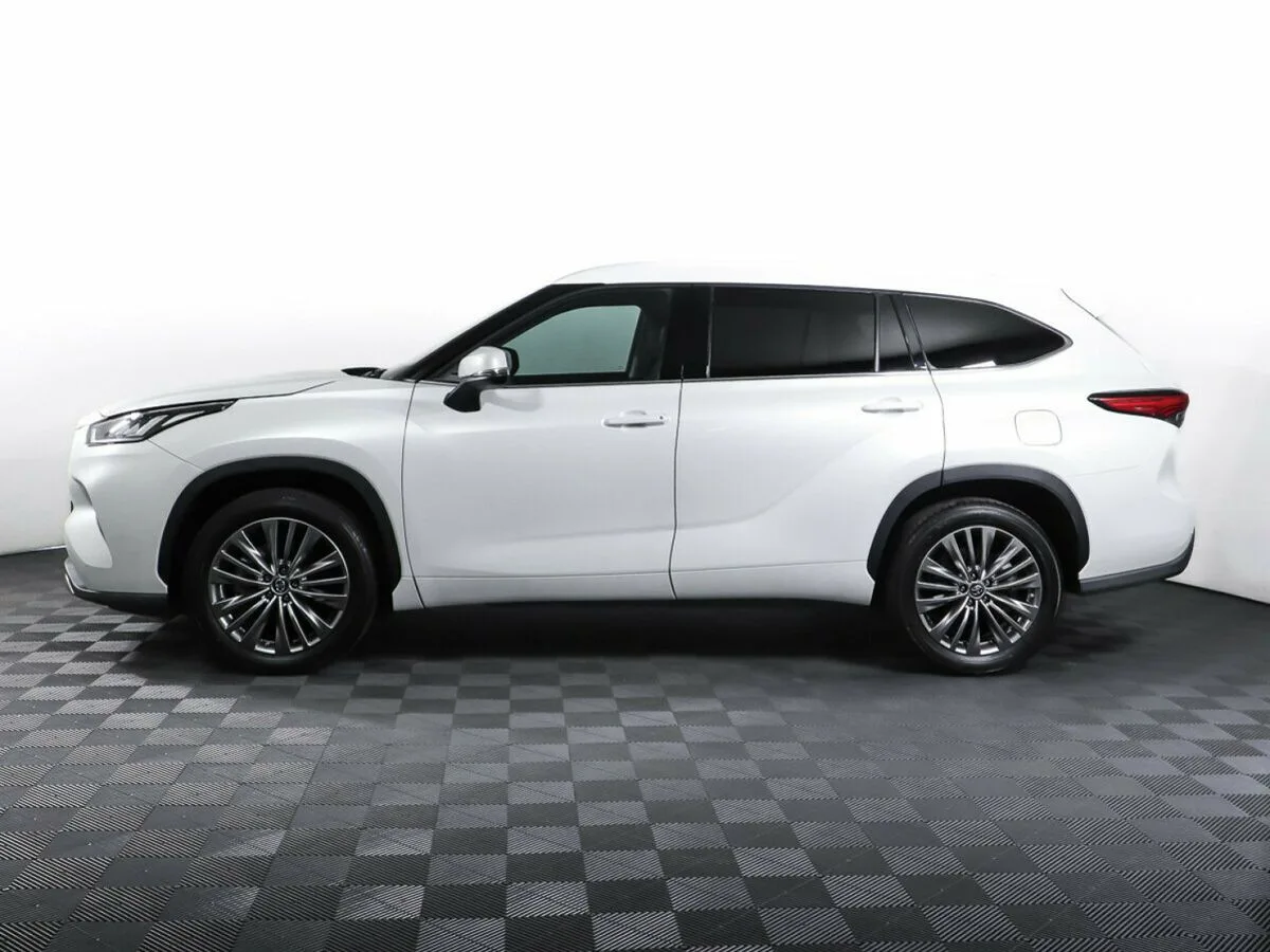 Toyota Highlander IV (XU70) · Premium — фото 3