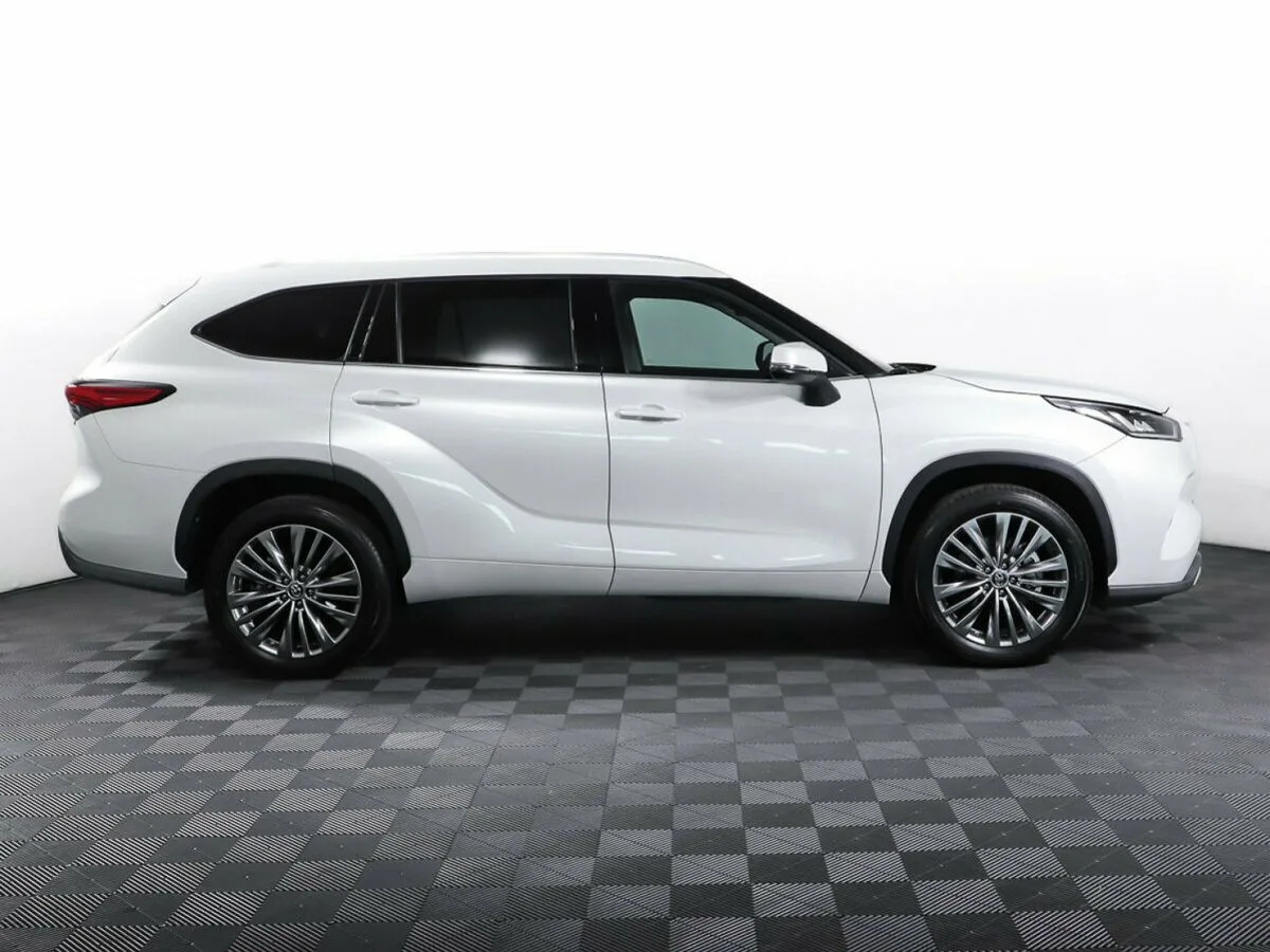 Toyota Highlander IV (XU70) · Premium — фото 4