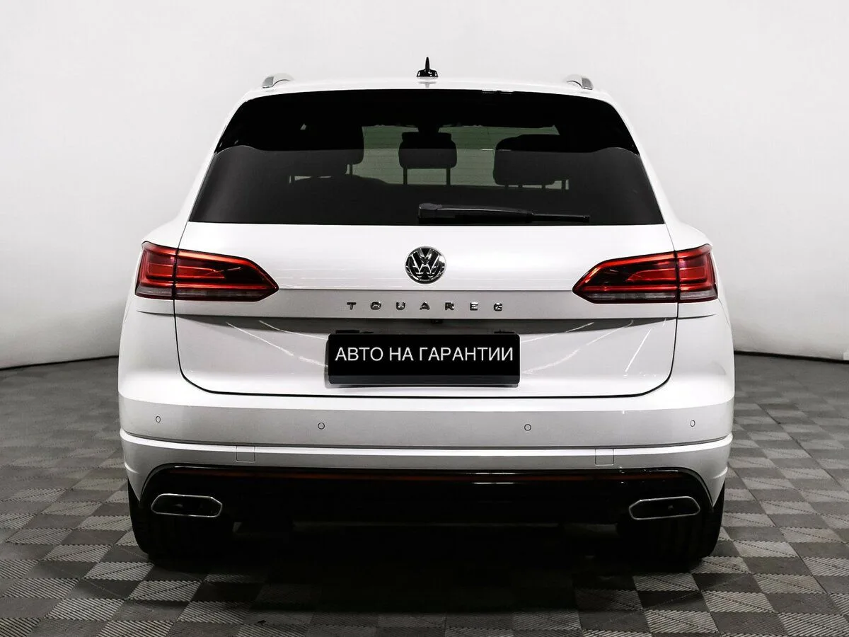 Volkswagen Touareg III · R-Line — фото 4