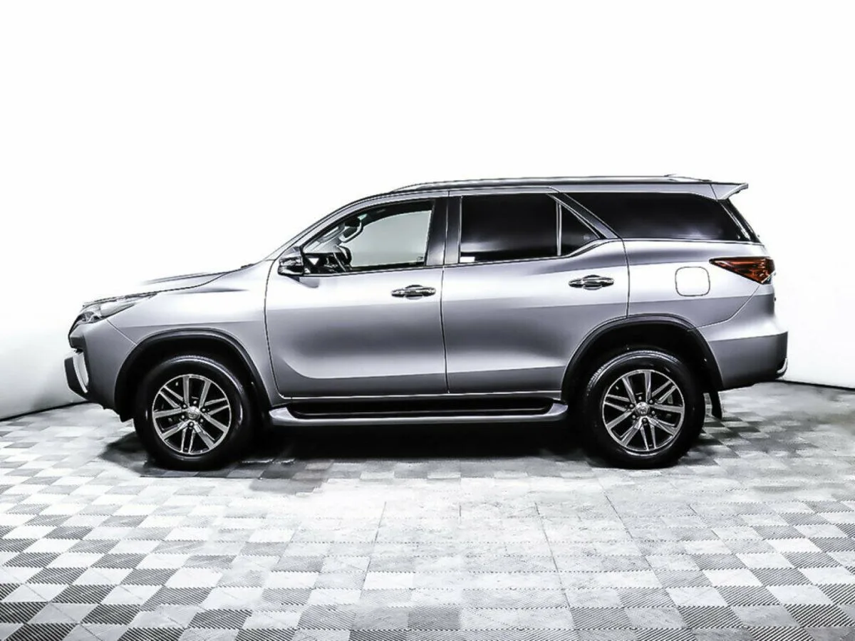 Toyota Fortuner II · TRD — фото 3