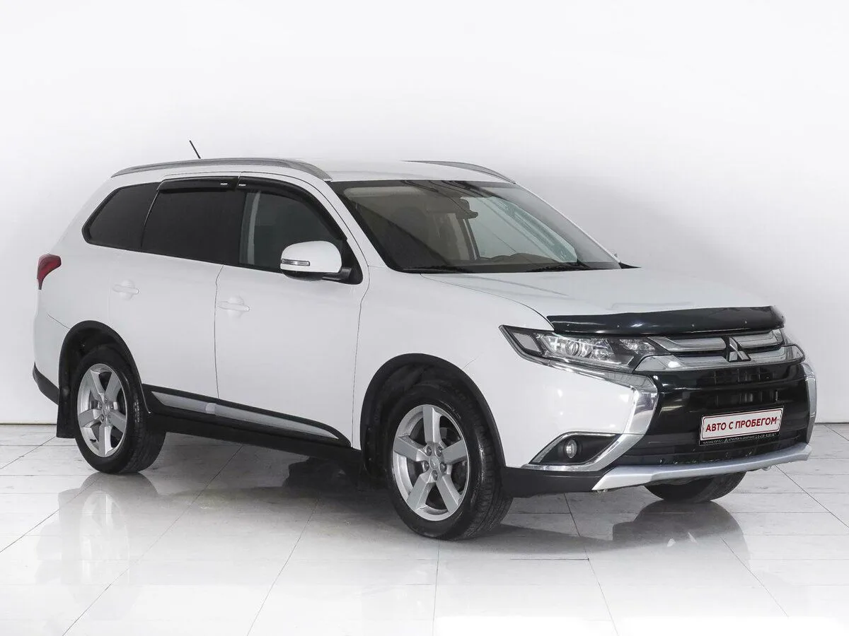 Mitsubishi Outlander III Рестайлинг 2 · Invite