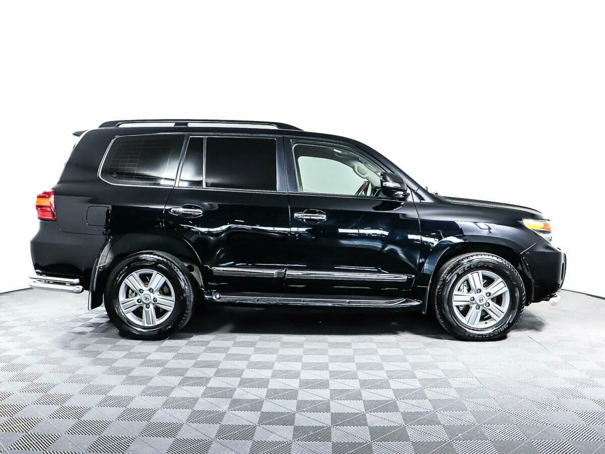 Toyota Land Cruiser 200 Series Рестайлинг 1 · Элеганс — фото 4