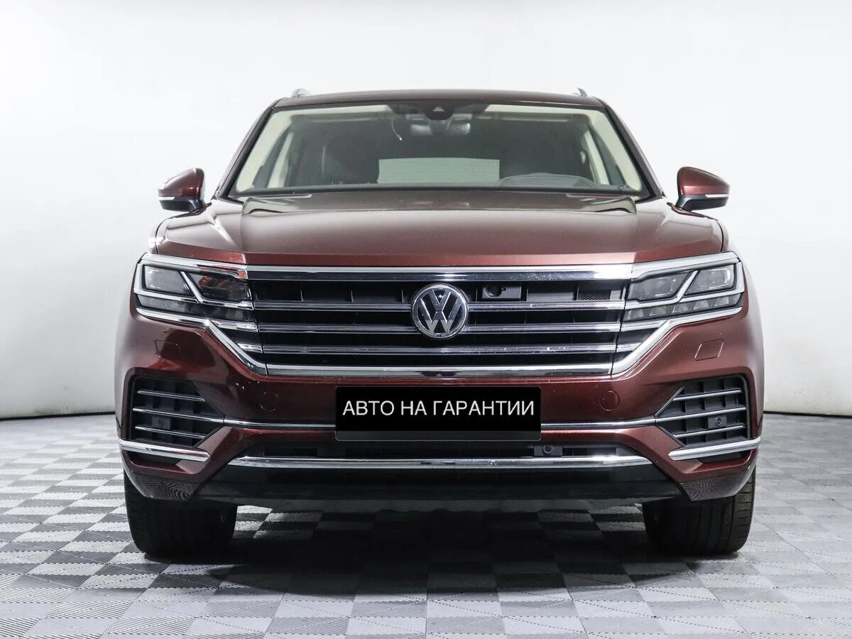 Volkswagen Touareg III · Exclusive Elegance — фото 2