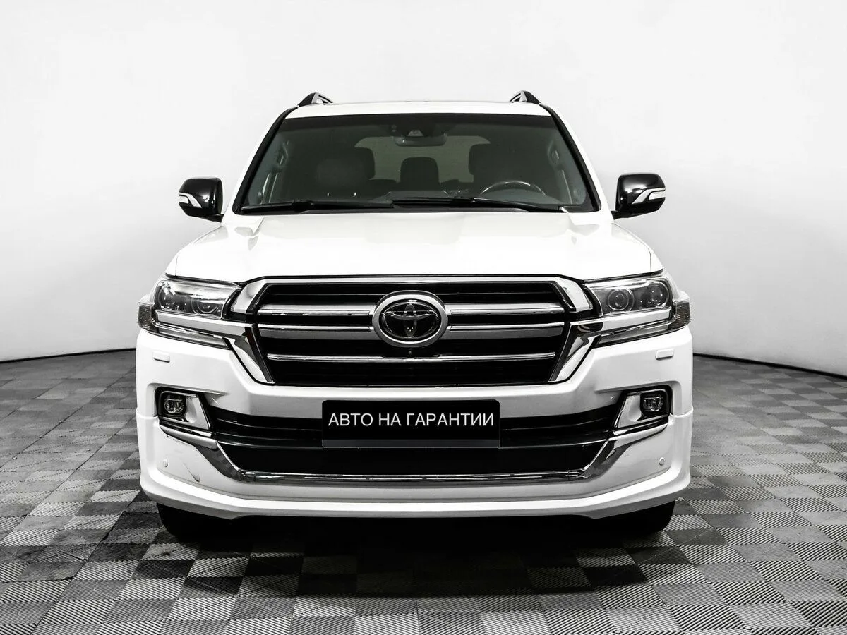 Toyota Land Cruiser 200 Series Рестайлинг 2 · Комфорт — фото 2