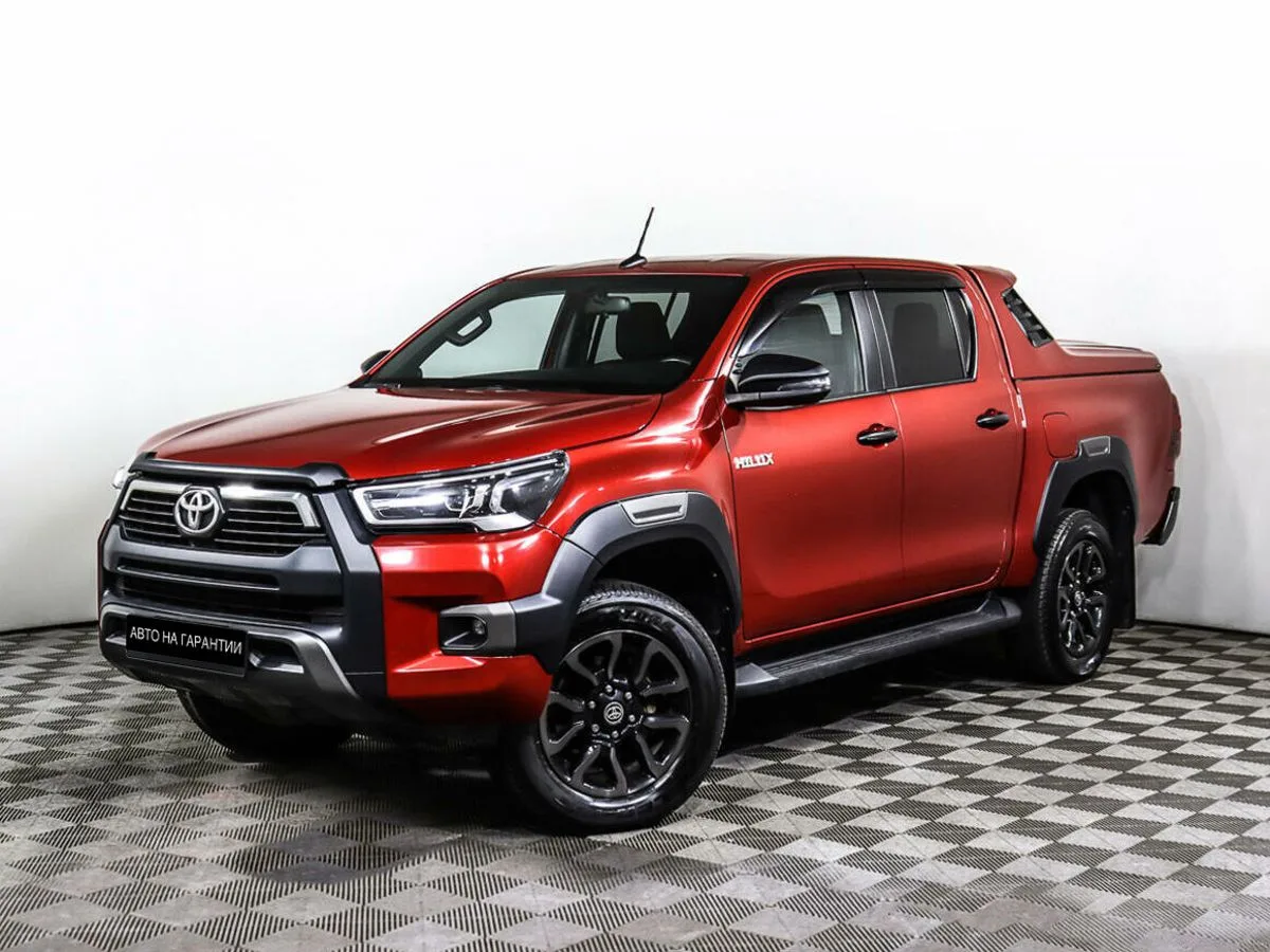 Toyota Hilux VIII Рестайлинг 2 · Adventure
