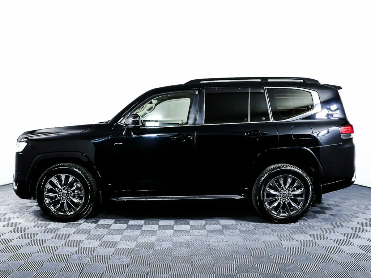 Toyota Land Cruiser 300 Series · 70th Anniversary — фото 3