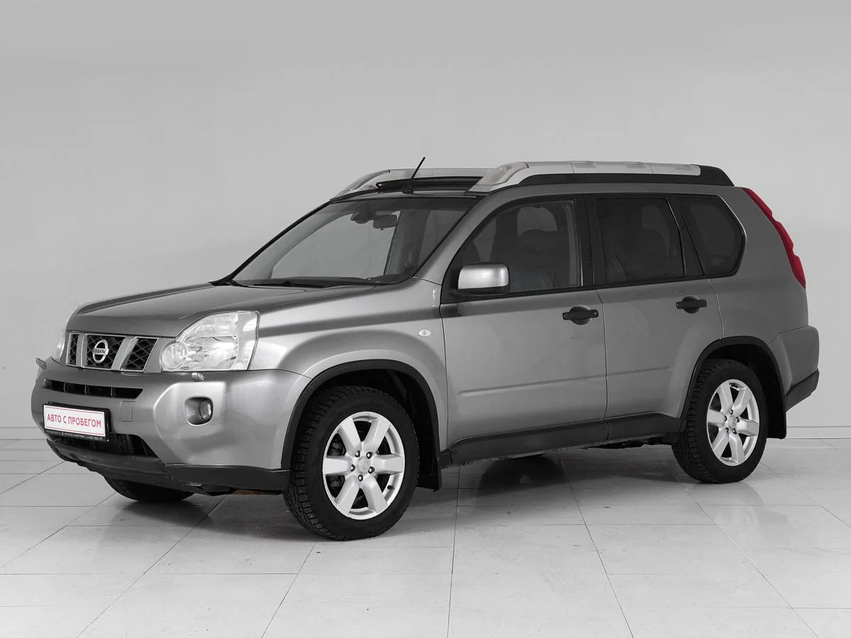 Nissan X-Trail II · SE