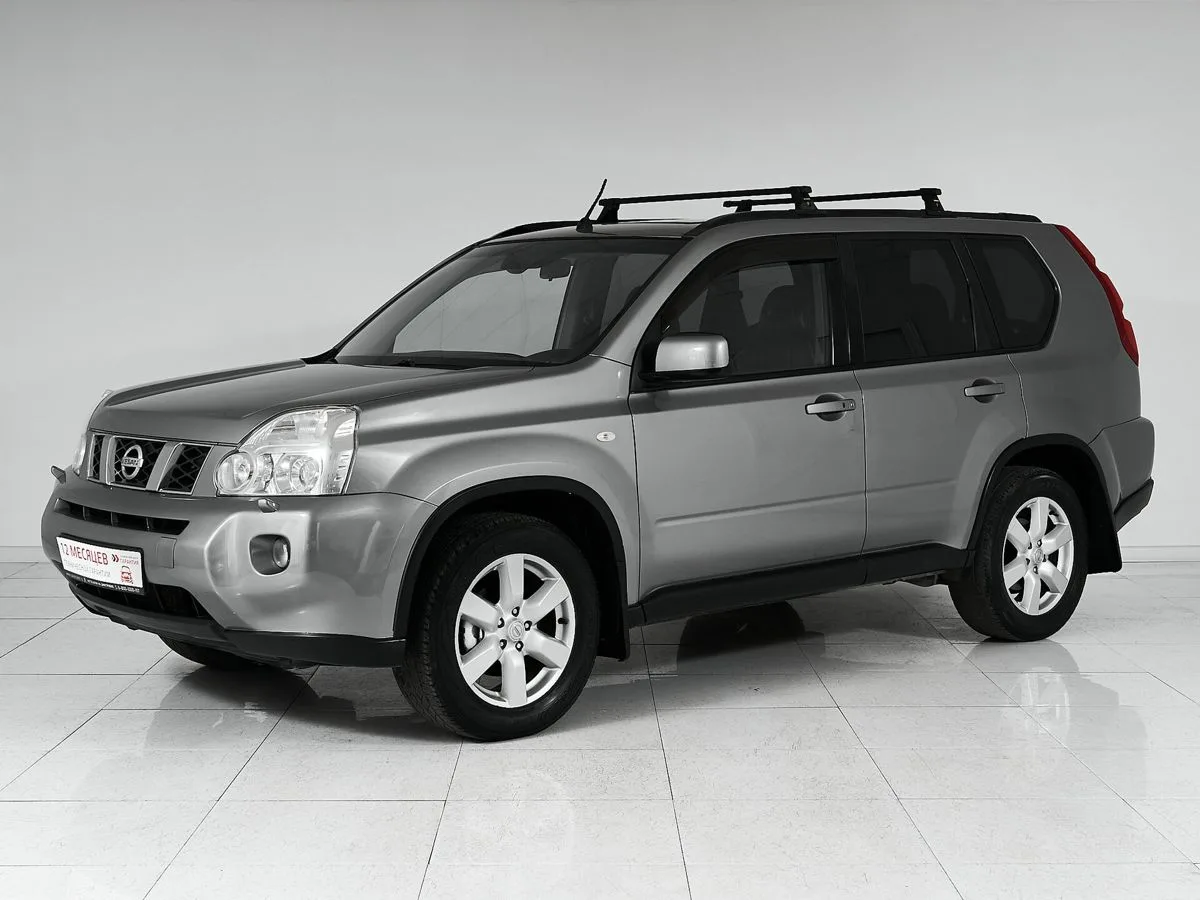 Nissan X-Trail II · LE (Hi-Fi)