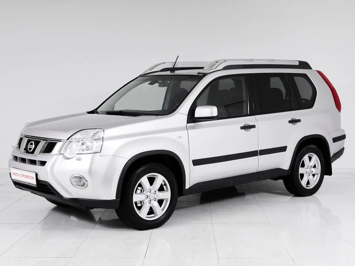 Nissan X-Trail II · SE