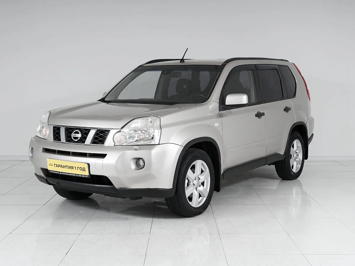 Nissan X-Trail II · SE