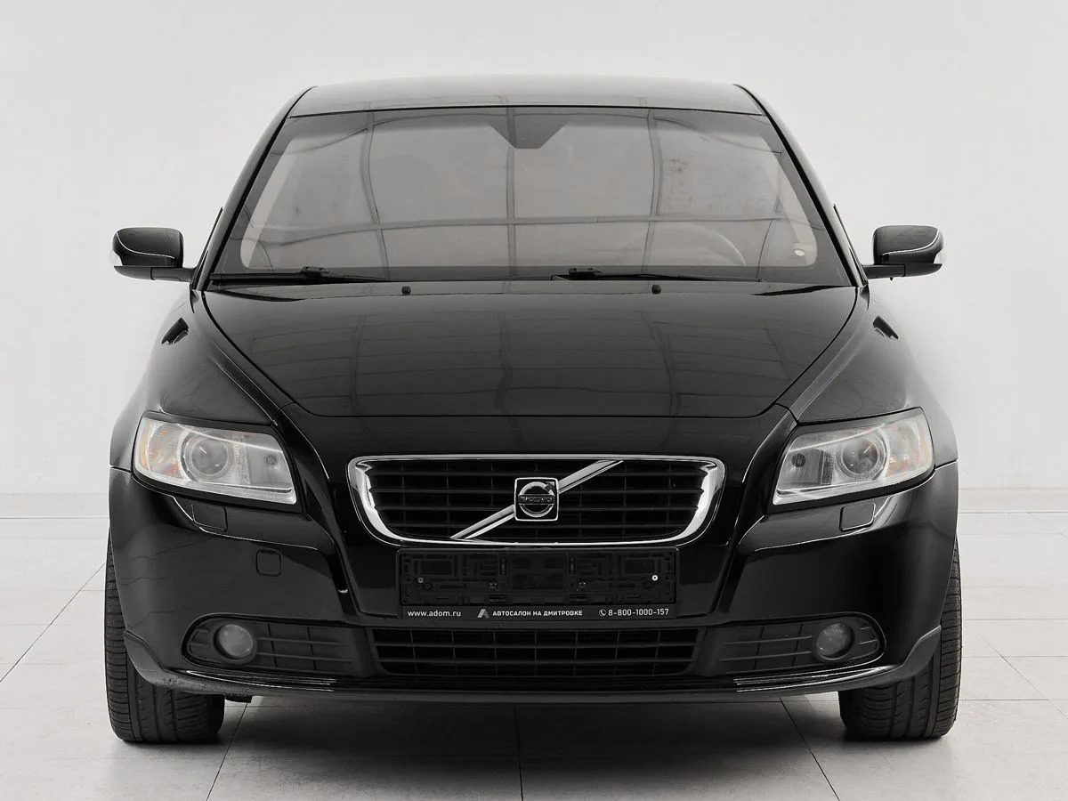 Volvo S40 II Рестайлинг — фото 2