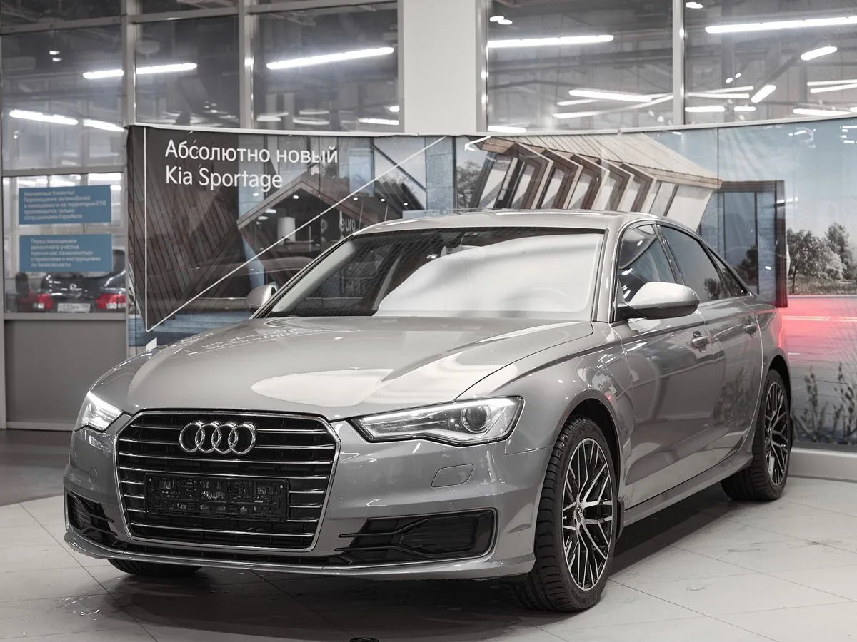 Audi A6 IV (C7) Рестайлинг · Comfort