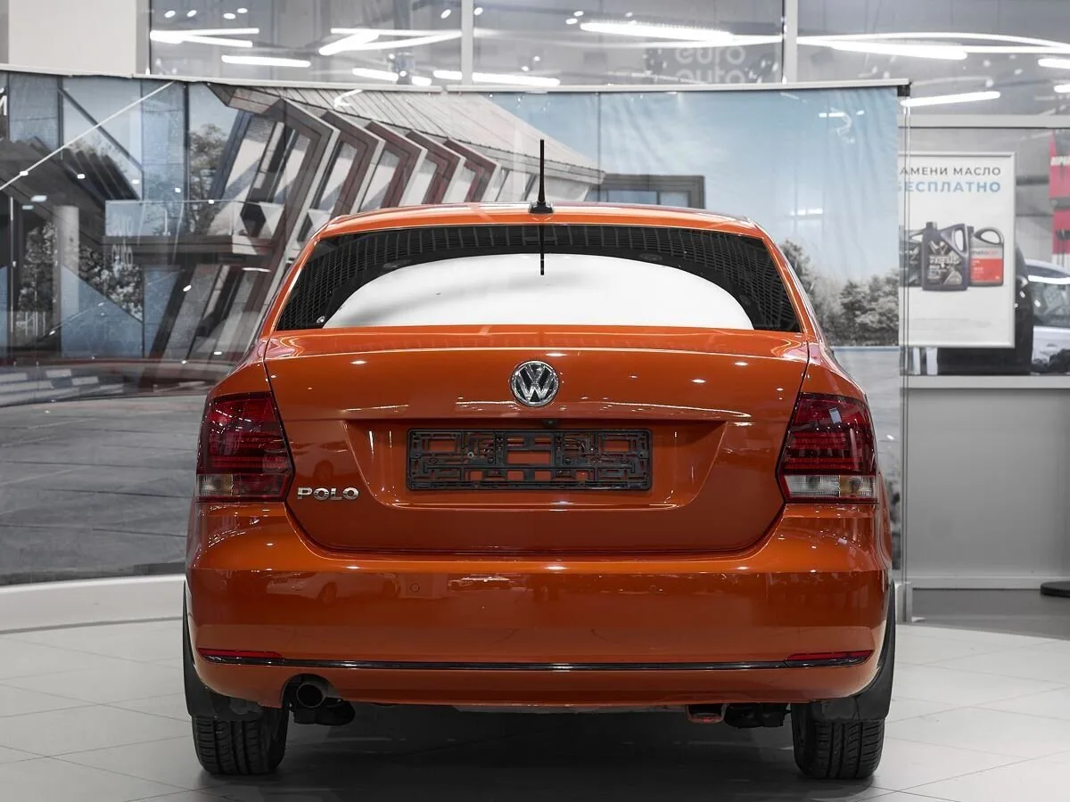 Volkswagen Polo V Рестайлинг · Drive — фото 5