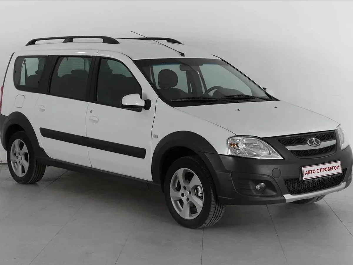 Lada (ВАЗ) Largus I · Luxe (5 мест)