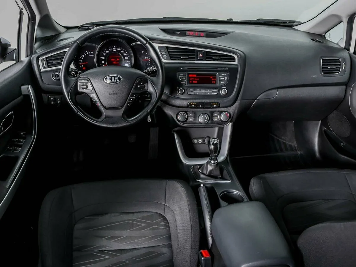 Kia Ceed II Рестайлинг · Comfort — фото 5