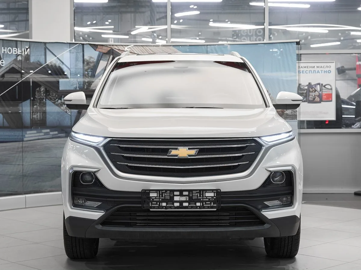 Chevrolet Captiva II · LT — фото 2