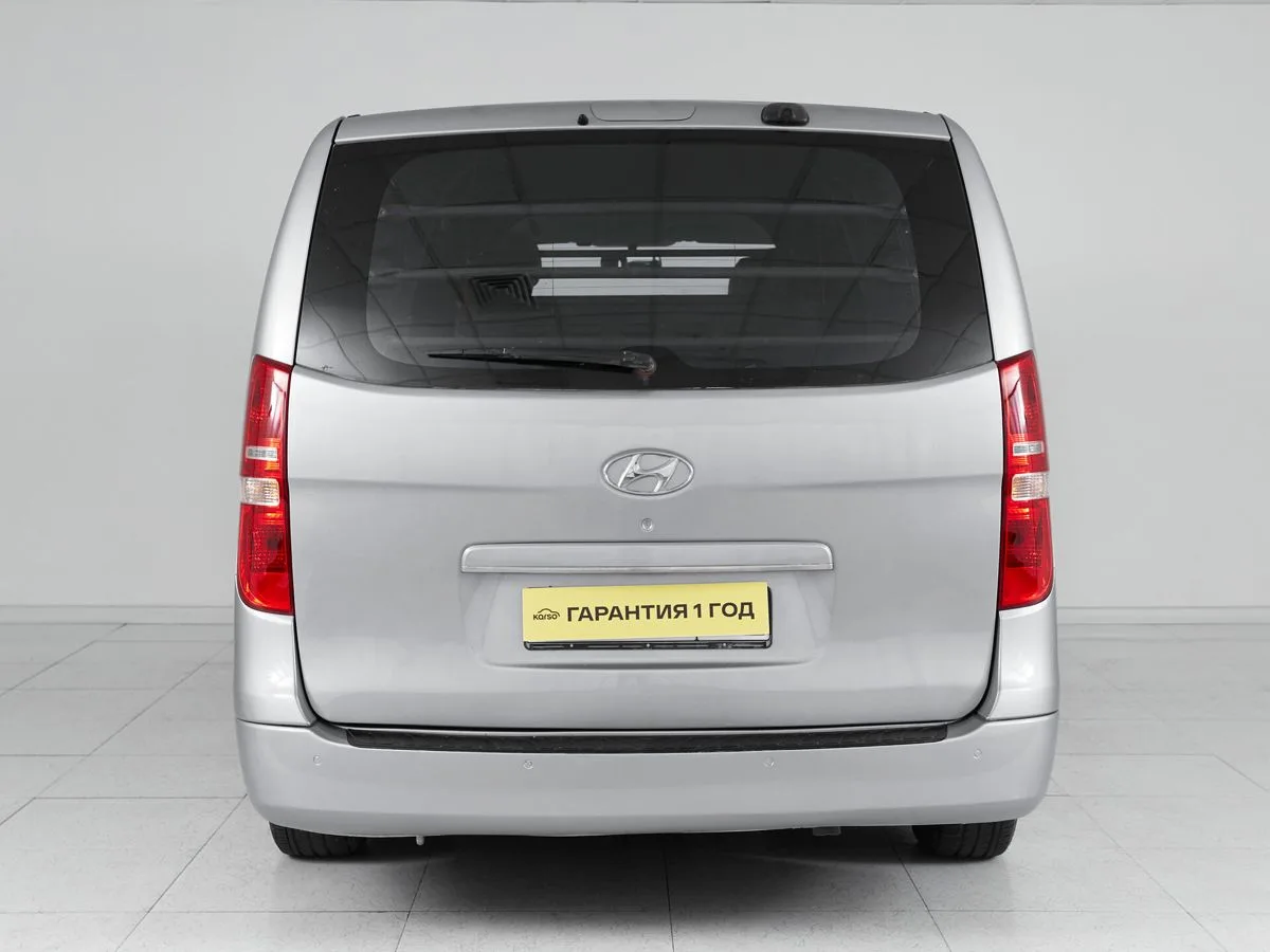 Hyundai Grand Starex I — фото 5