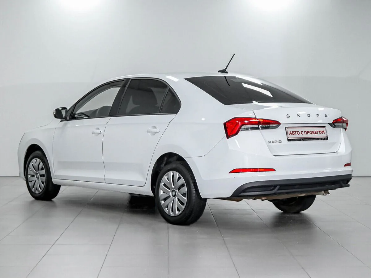 Skoda Rapid I Рестайлинг — фото 3