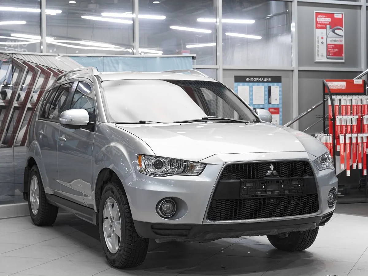 Mitsubishi Outlander II Рестайлинг · Instyle — фото 3