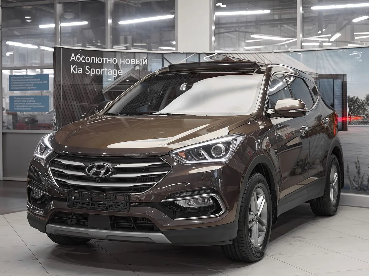 Hyundai Santa Fe III Рестайлинг · High-Tech + Advanced