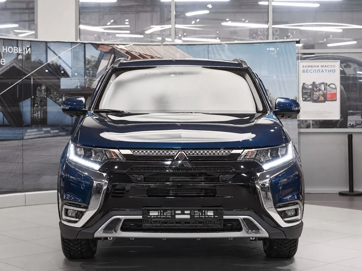 Mitsubishi Outlander III Рестайлинг 3 · Ultimate — фото 2