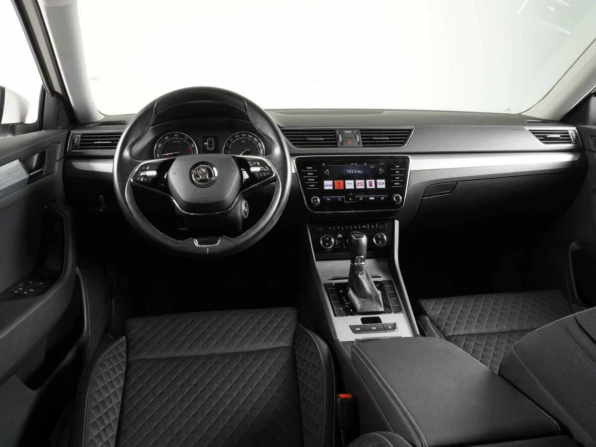 Skoda Superb III Рестайлинг — фото 5