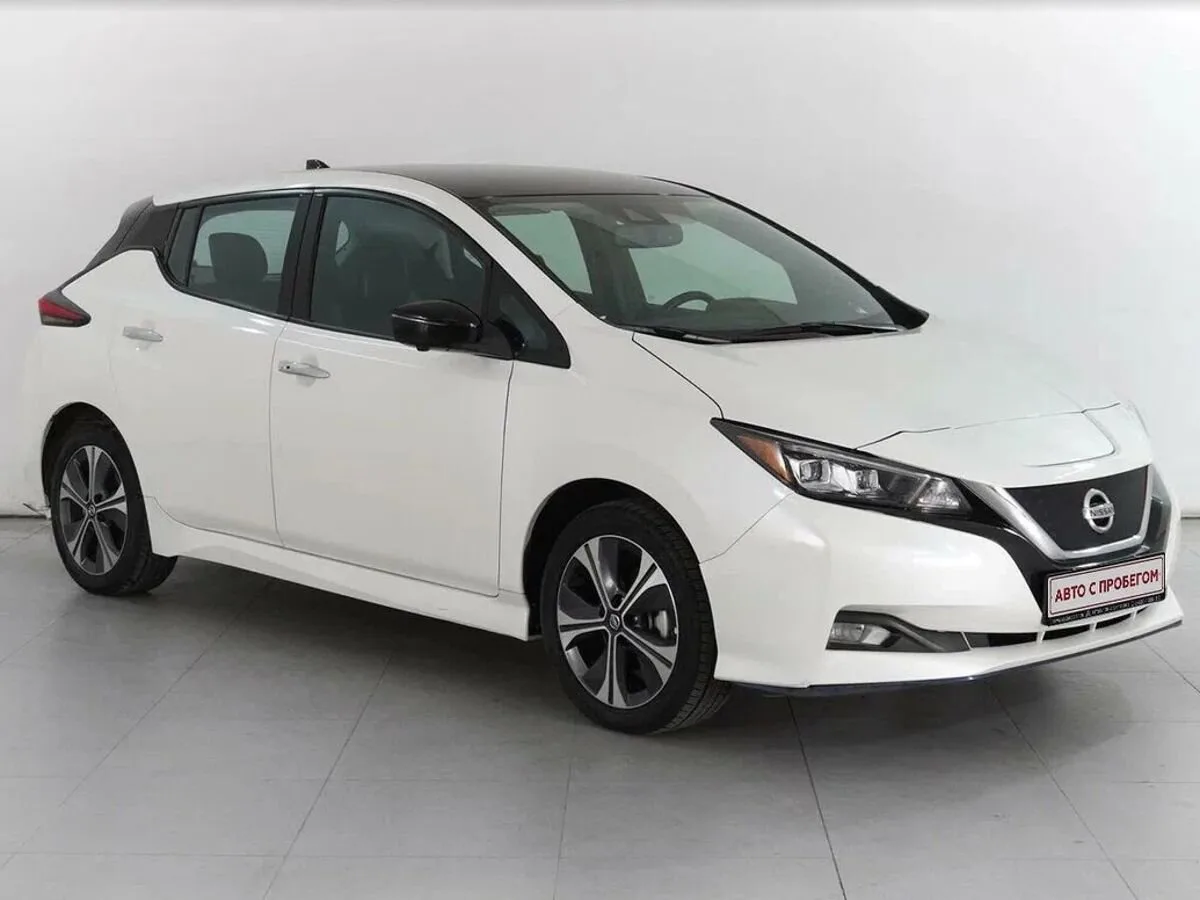 Nissan Leaf II (ZE1)