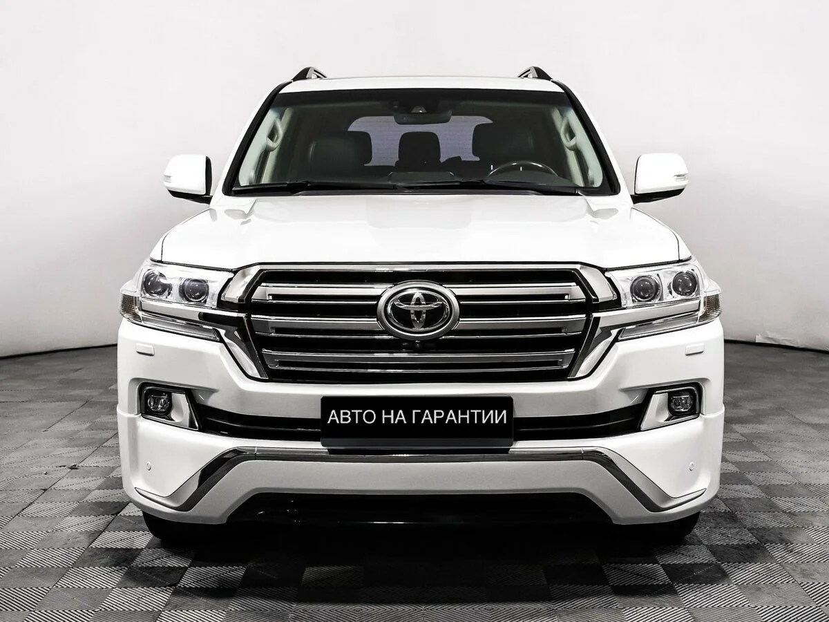 Toyota Land Cruiser 200 Series Рестайлинг 2 · Executive White — фото 2