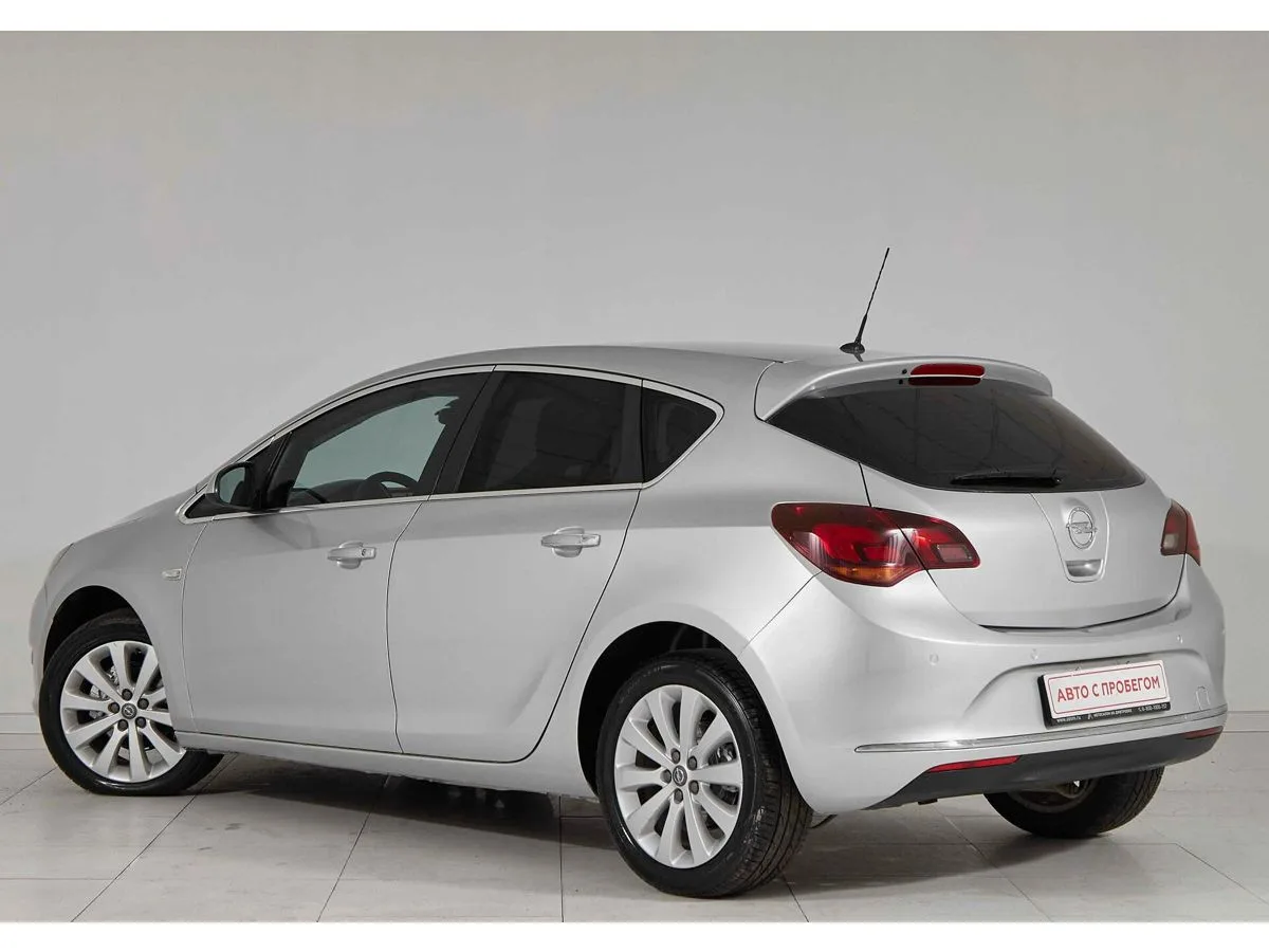 Opel Astra J Рестайлинг · Cosmo — фото 4
