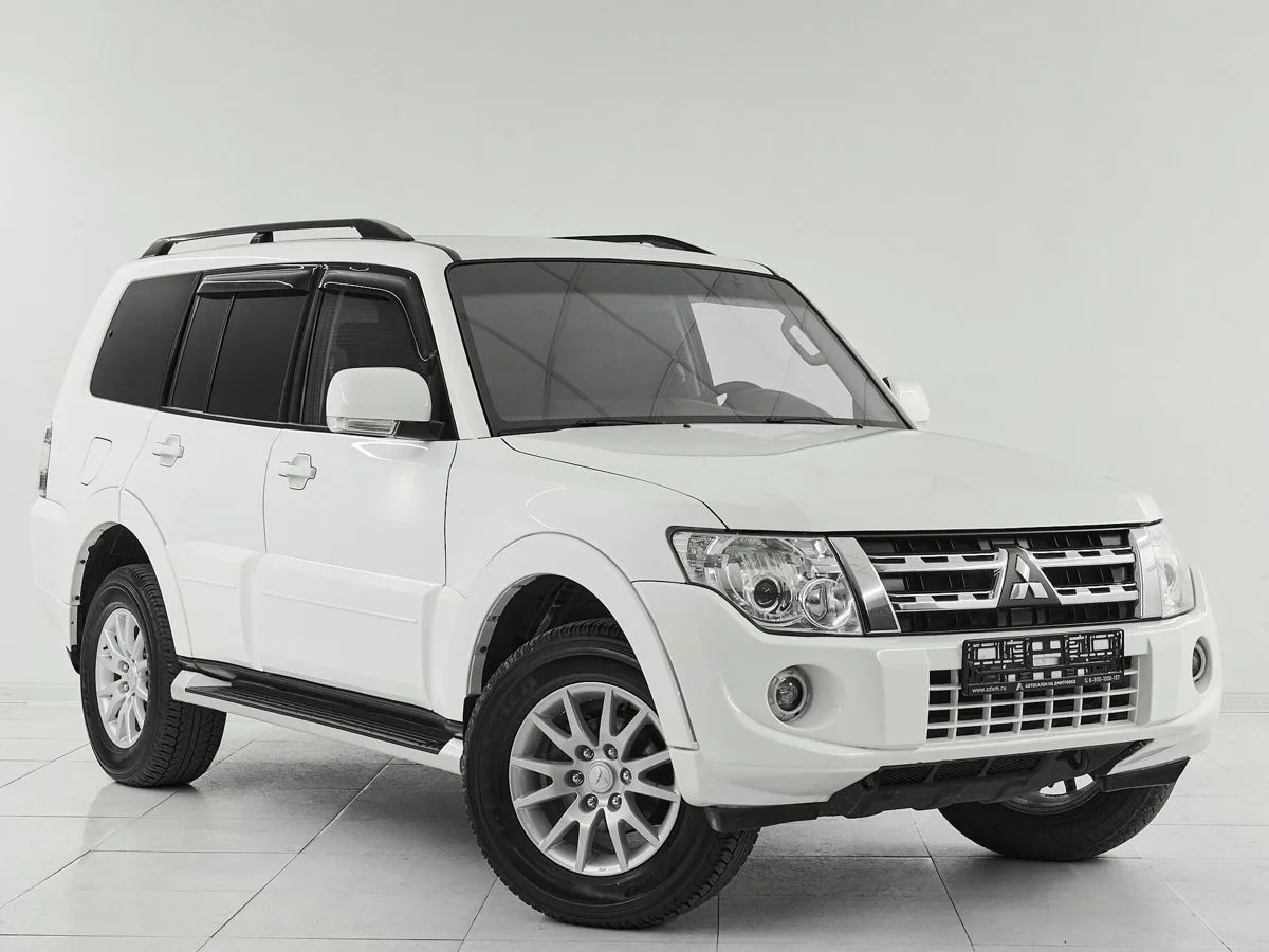 Mitsubishi Pajero IV Рестайлинг 1 · Instyle — фото 3