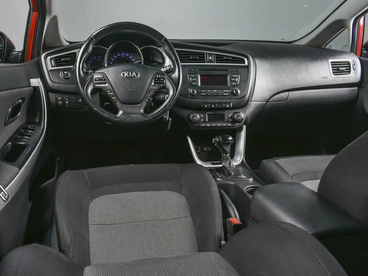 Kia Ceed II Рестайлинг · Luxe 2016 — фото 5
