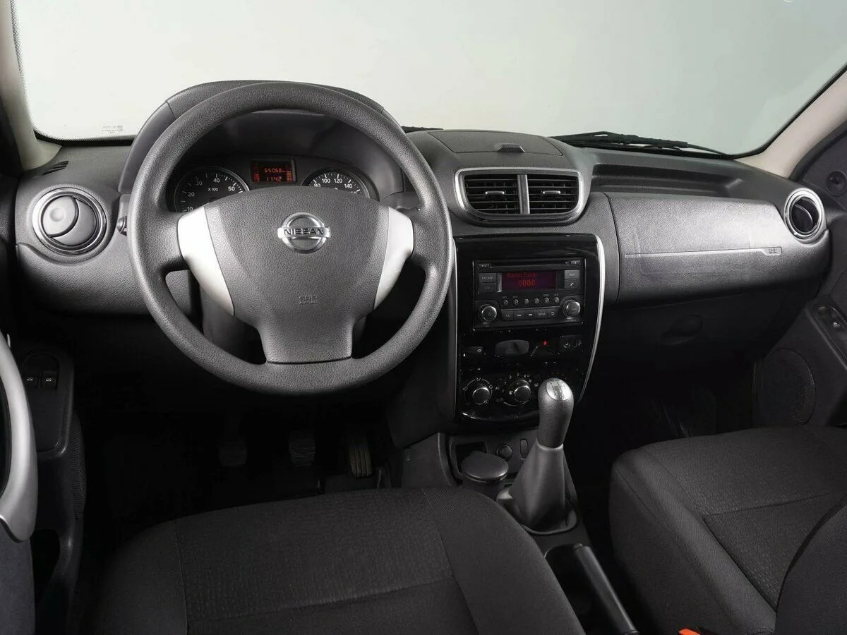 Nissan Terrano III (D10) — фото 5