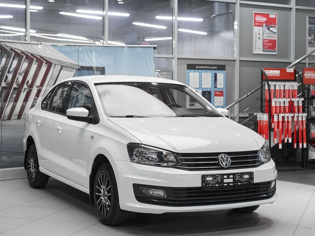 Volkswagen Polo V Рестайлинг · Trendline — фото 3
