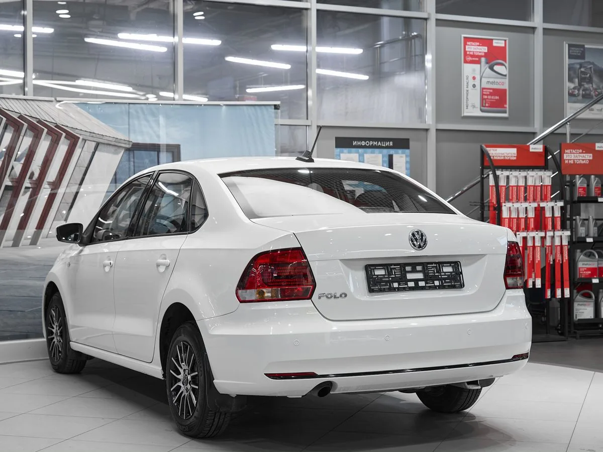 Volkswagen Polo V Рестайлинг · Trendline — фото 4