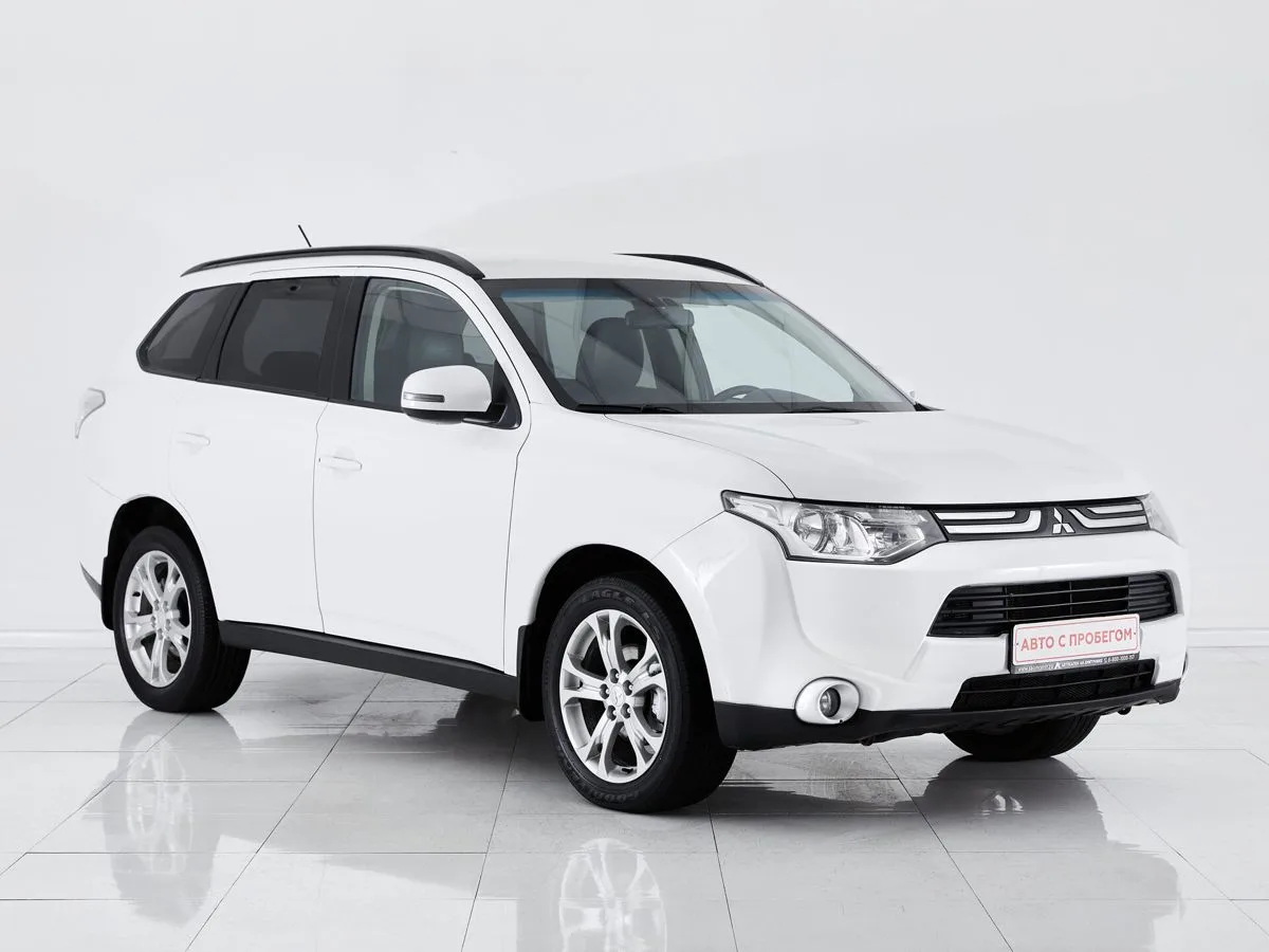 Mitsubishi Outlander III · Intense — фото 3