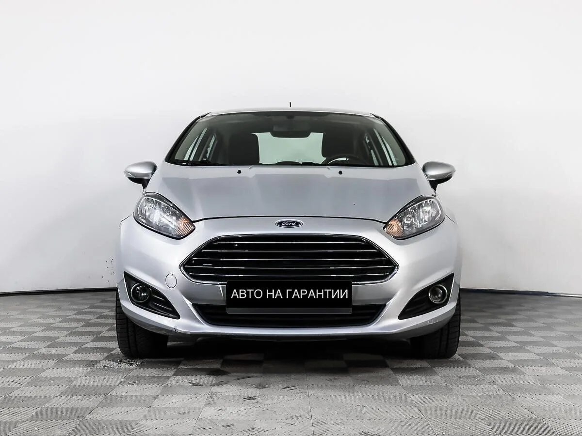 Ford Fiesta Mk6 Рестайлинг · Trend — фото 2