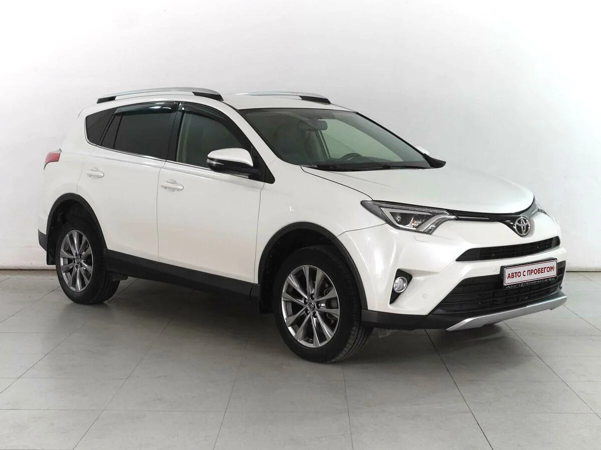Toyota RAV4 IV (XA40) Рестайлинг · Exclusive