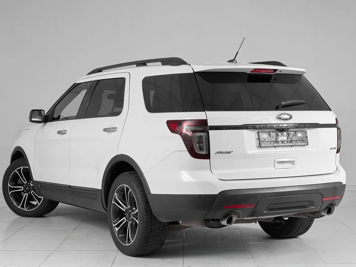 Ford Explorer V · Sport — фото 4