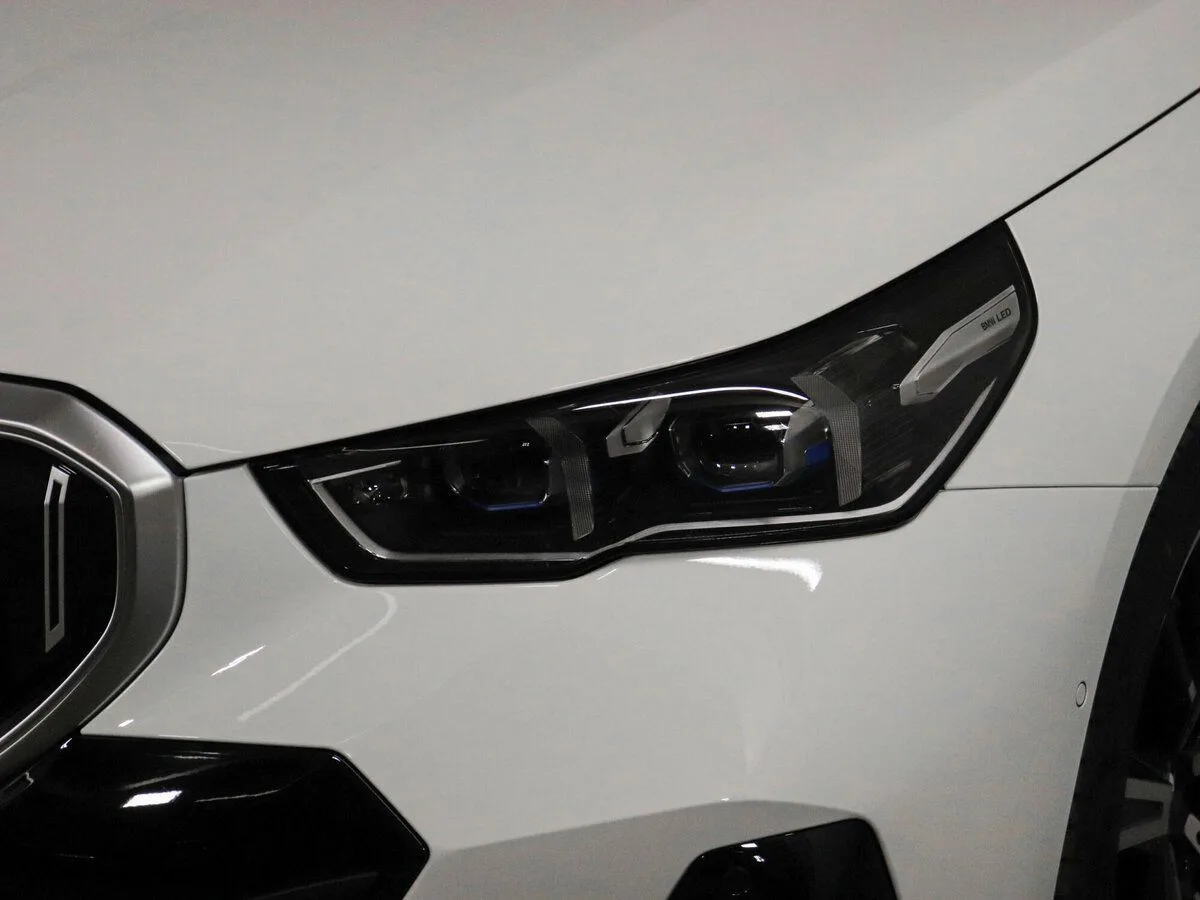 BMW 5 серии VIII (G60/G61/G68) — фото 5