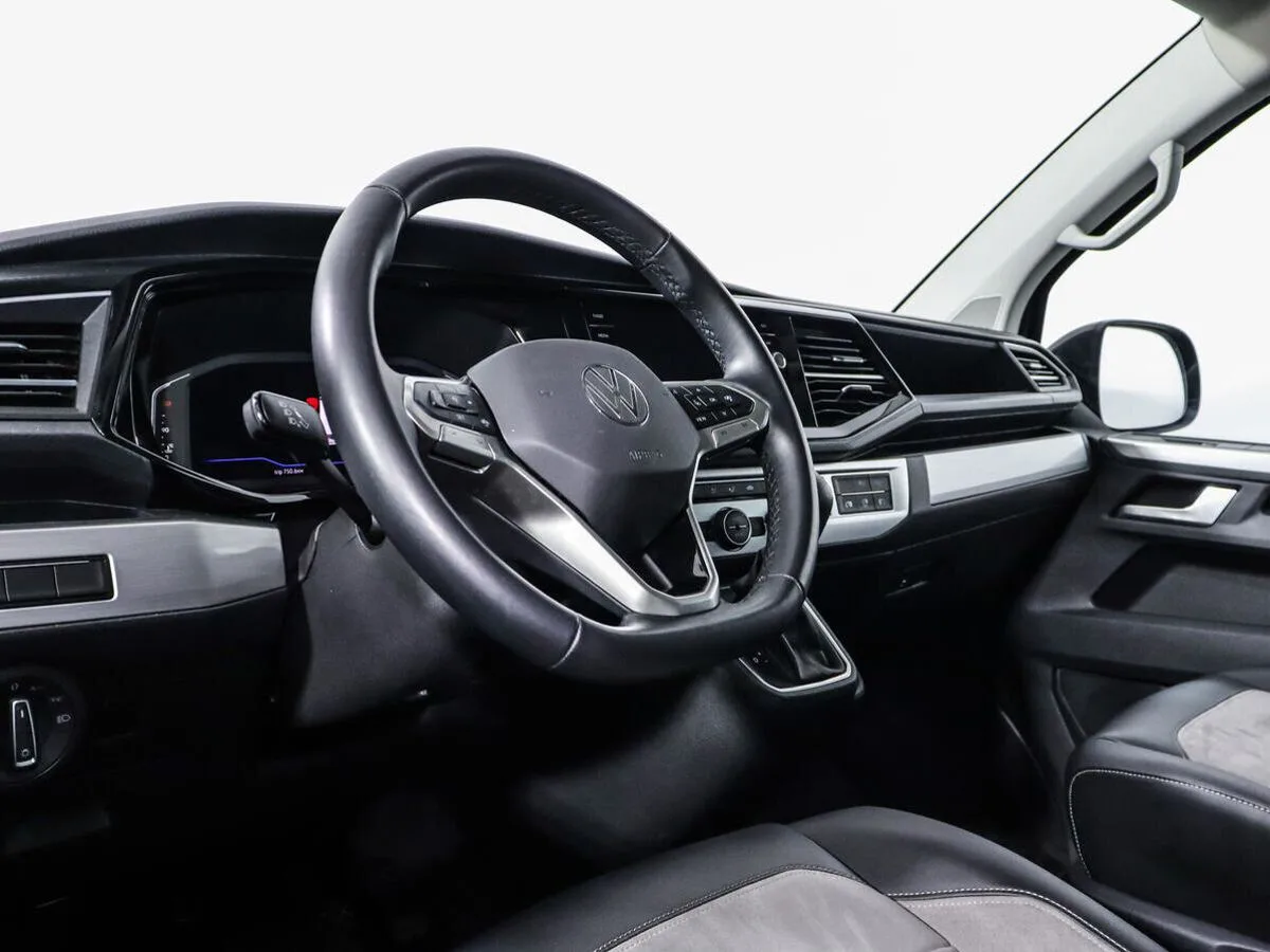 Volkswagen Multivan T6 Рестайлинг — фото 5